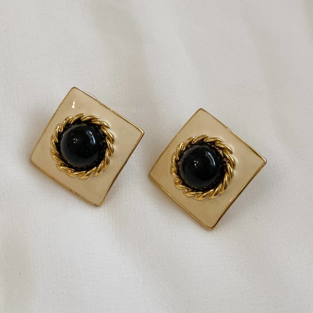 VTG Cream Black Square Diamond Earrings